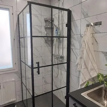 Private In Host-occupied Quarto em Acomodações Particulares