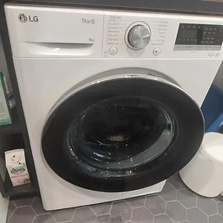 Private In Host-occupied Kwatera prywatna Turku