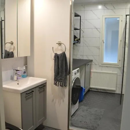 Проживание в семье Private In Host-occupied